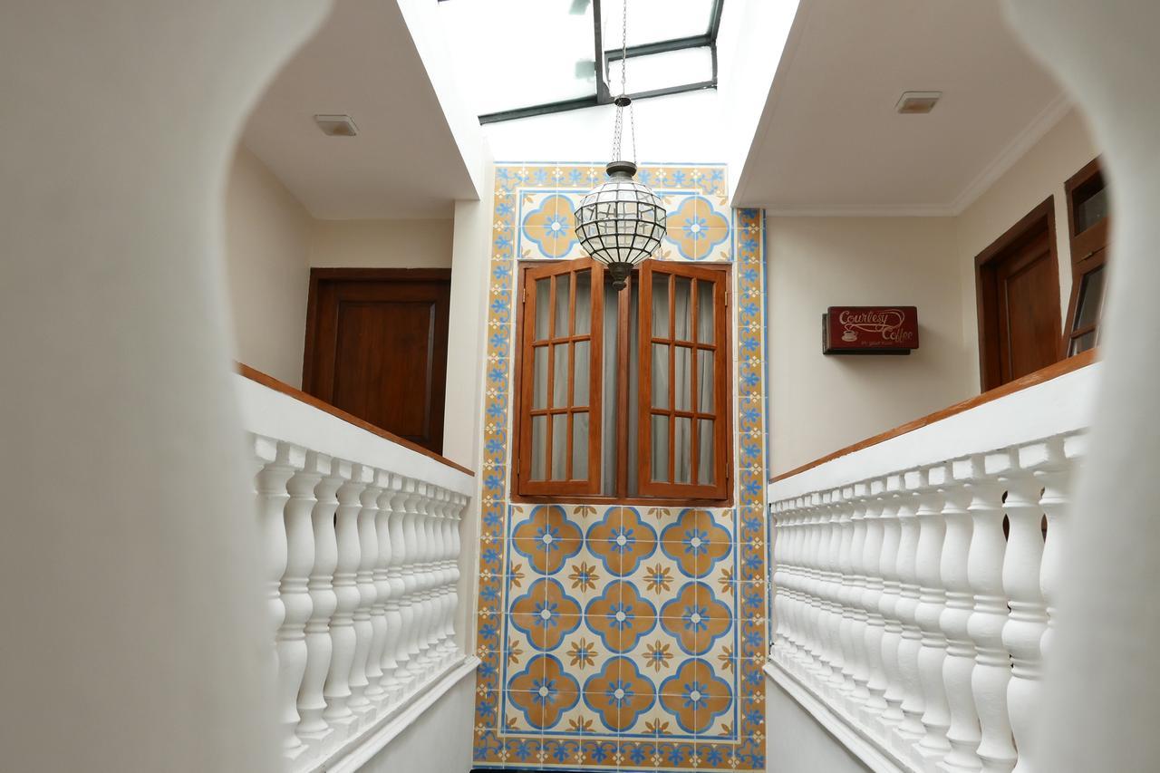 Ciwulan 36 Guest House Bandung Extérieur photo
