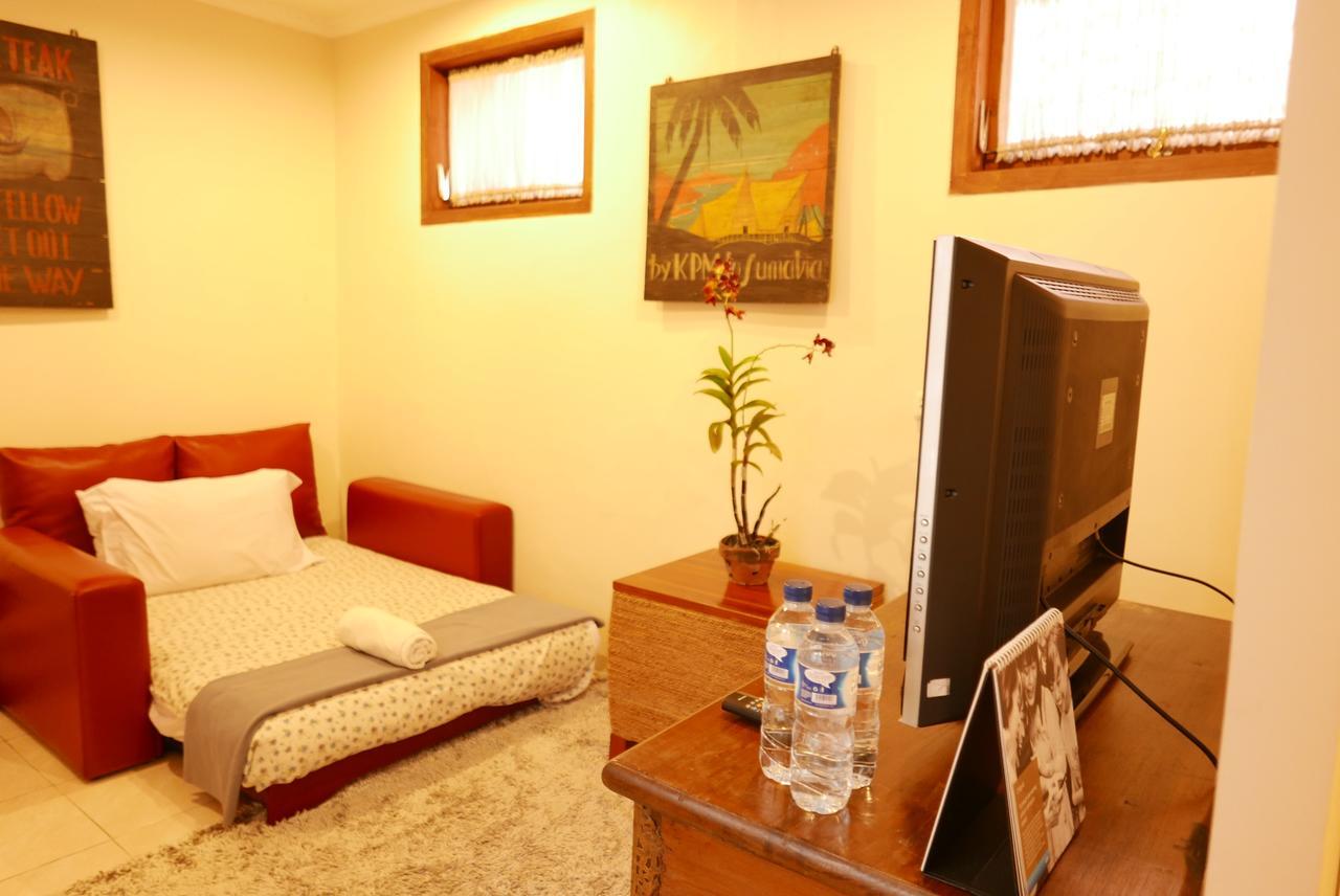 Ciwulan 36 Guest House Bandung Extérieur photo