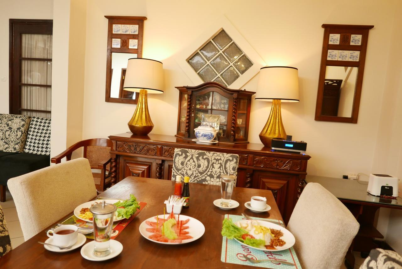 Ciwulan 36 Guest House Bandung Extérieur photo