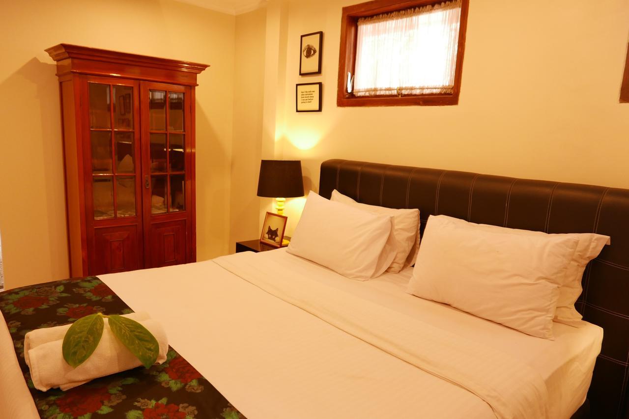 Ciwulan 36 Guest House Bandung Extérieur photo