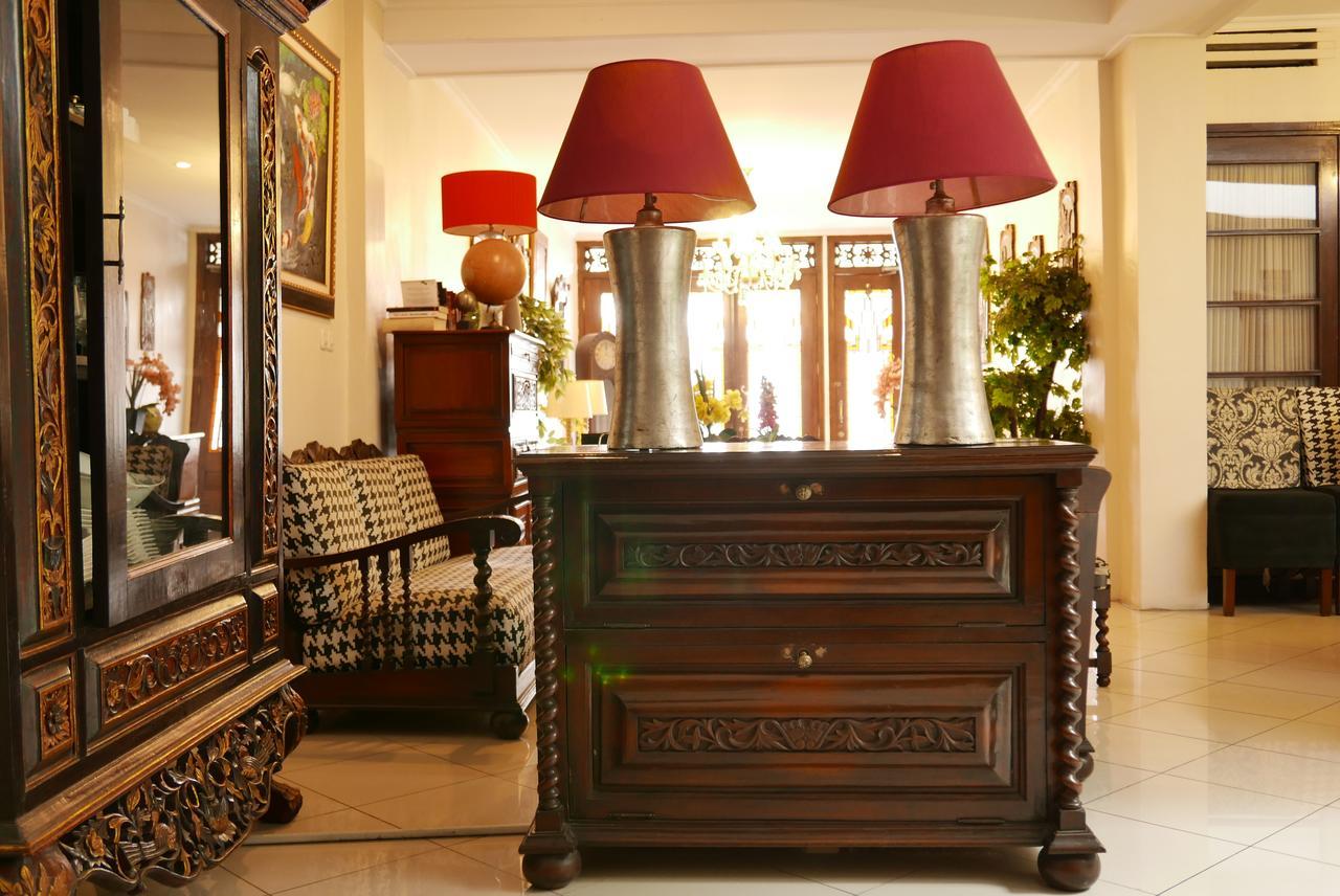 Ciwulan 36 Guest House Bandung Extérieur photo